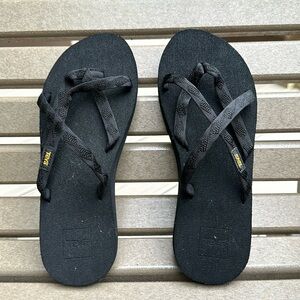 Teva Olowahu Sandals